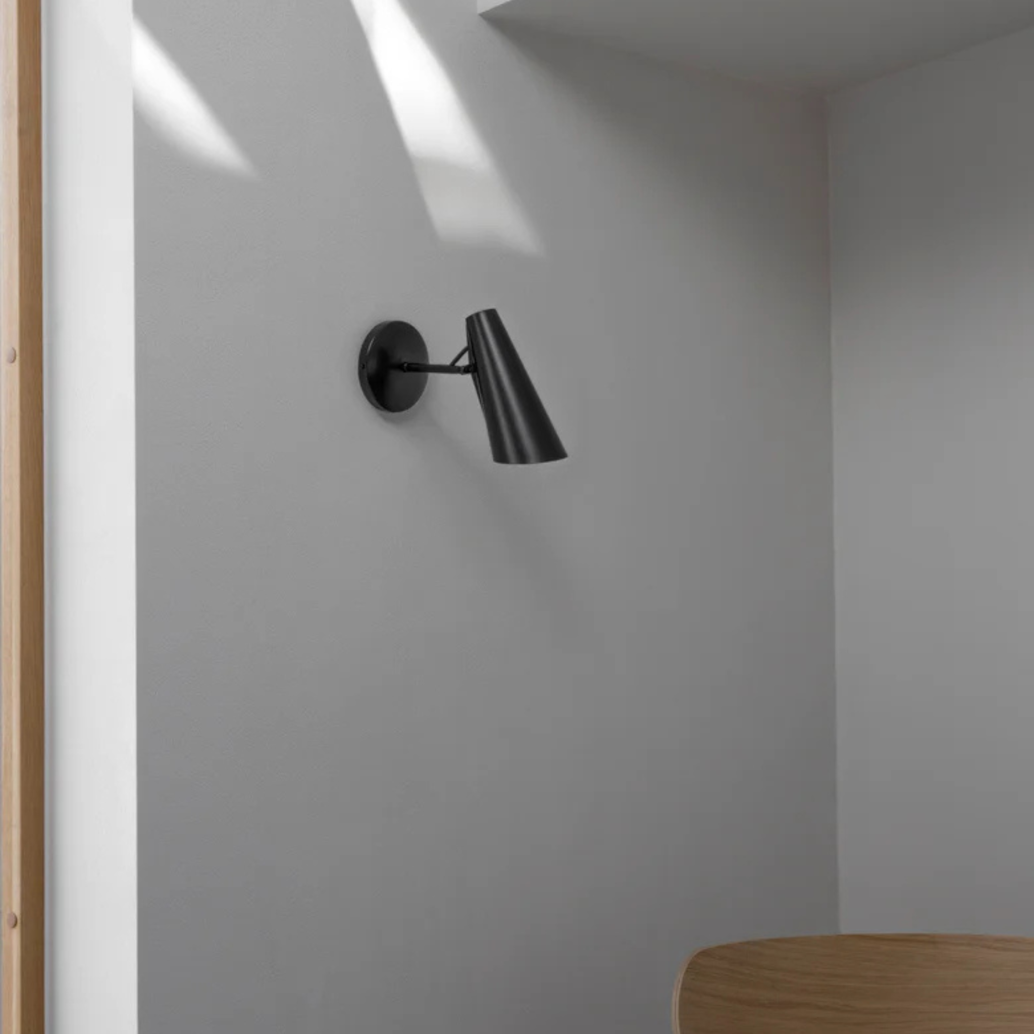 Birdy Wall Light