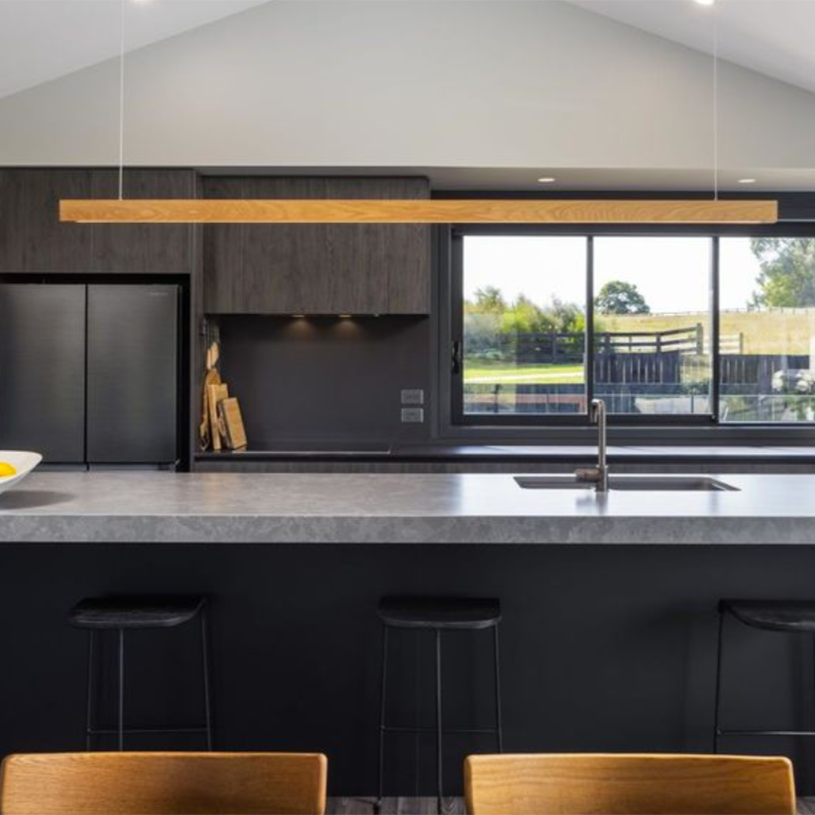Capsühl Linear | LED Pendant | Oak
