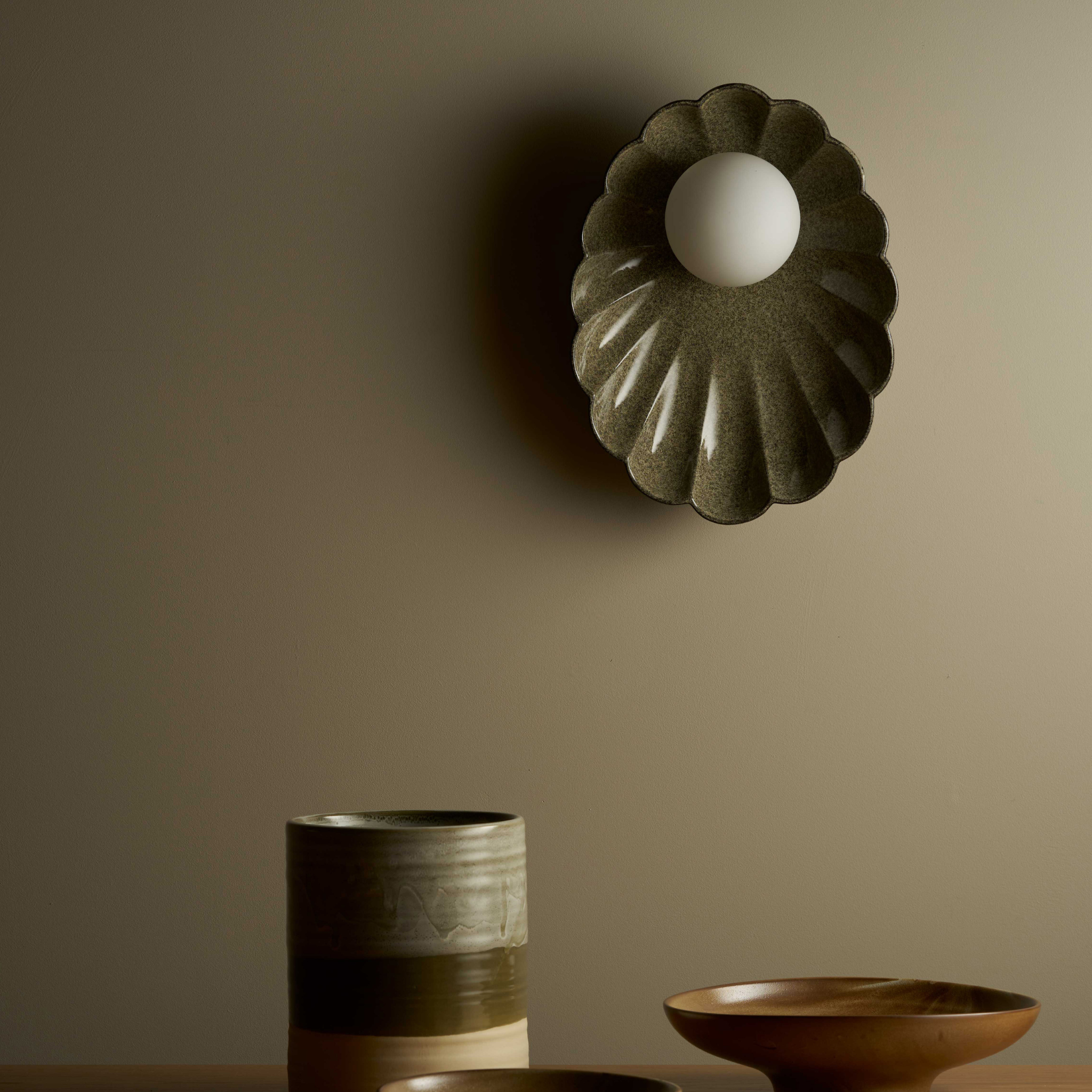 Ceramic Wall Oyster Sconce Light