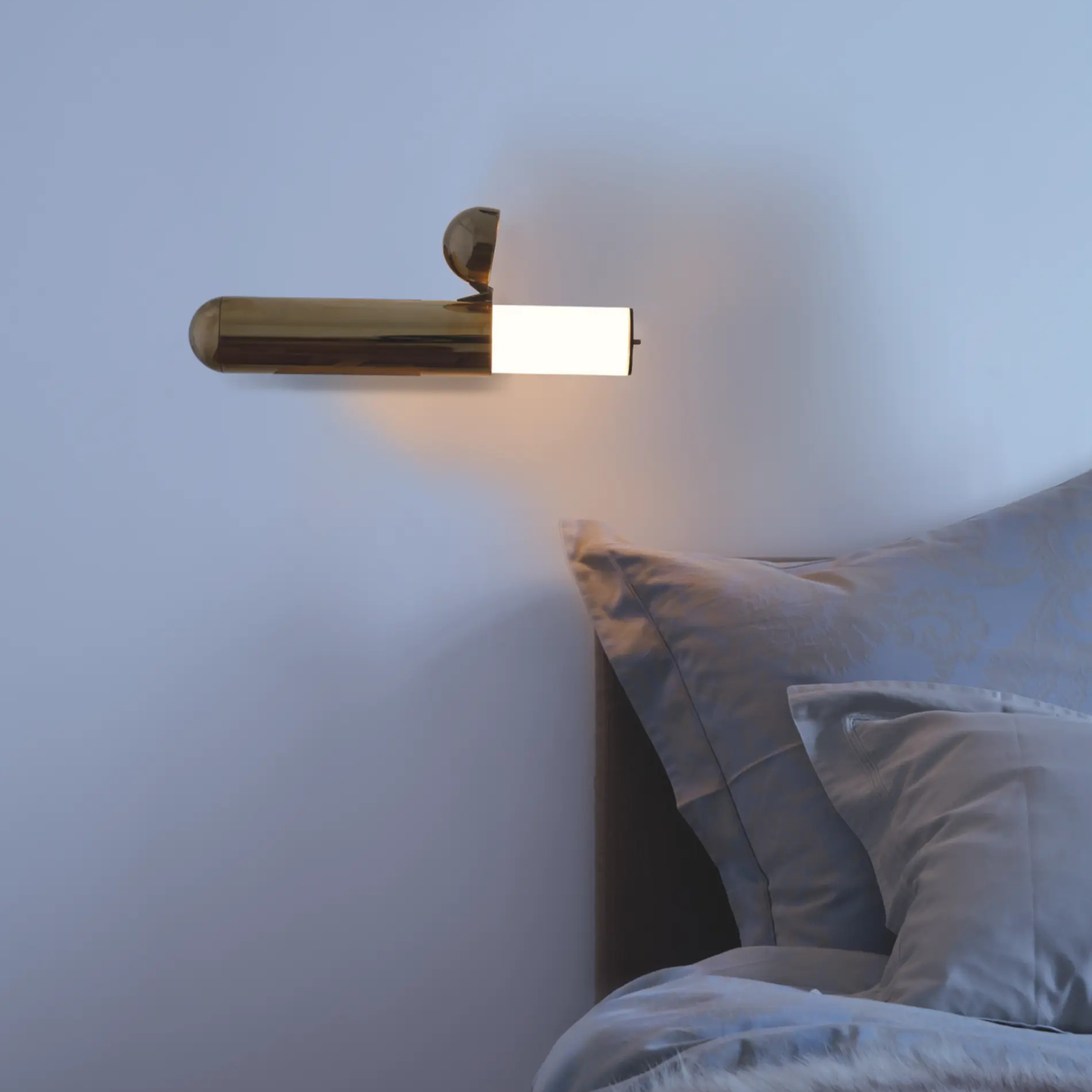 ISP Wall Light