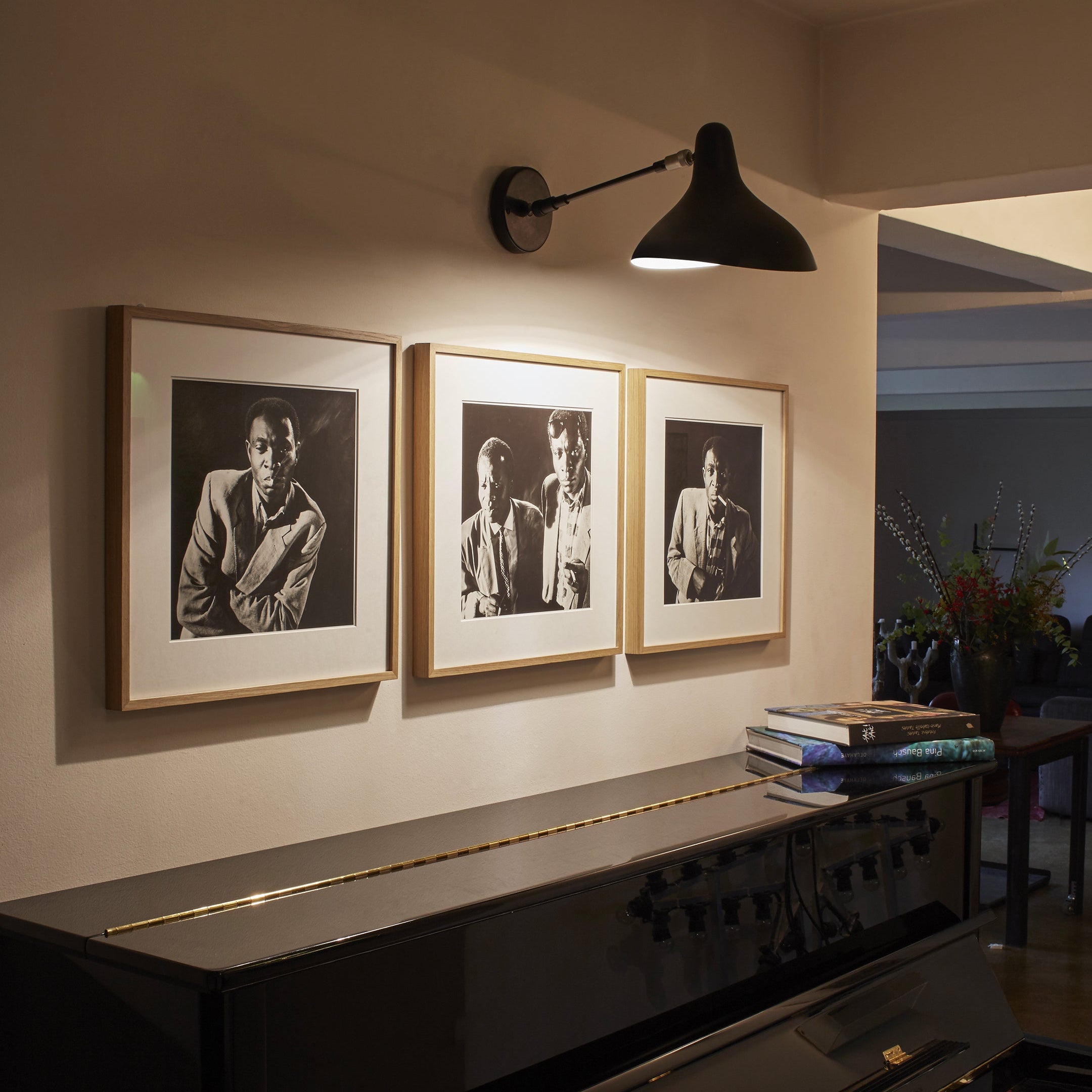 Mantis BS5 Wall Light