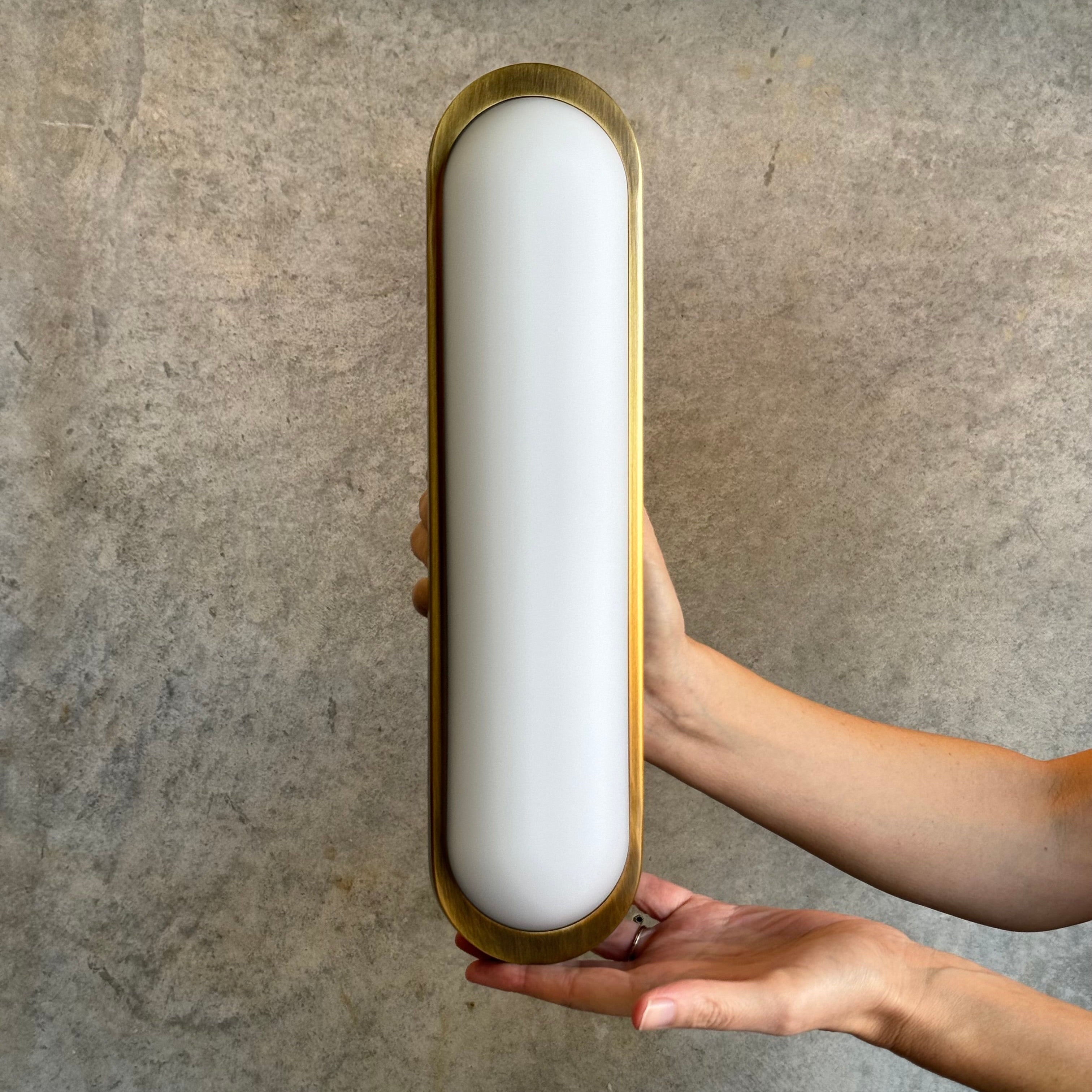 Bode Wall Light