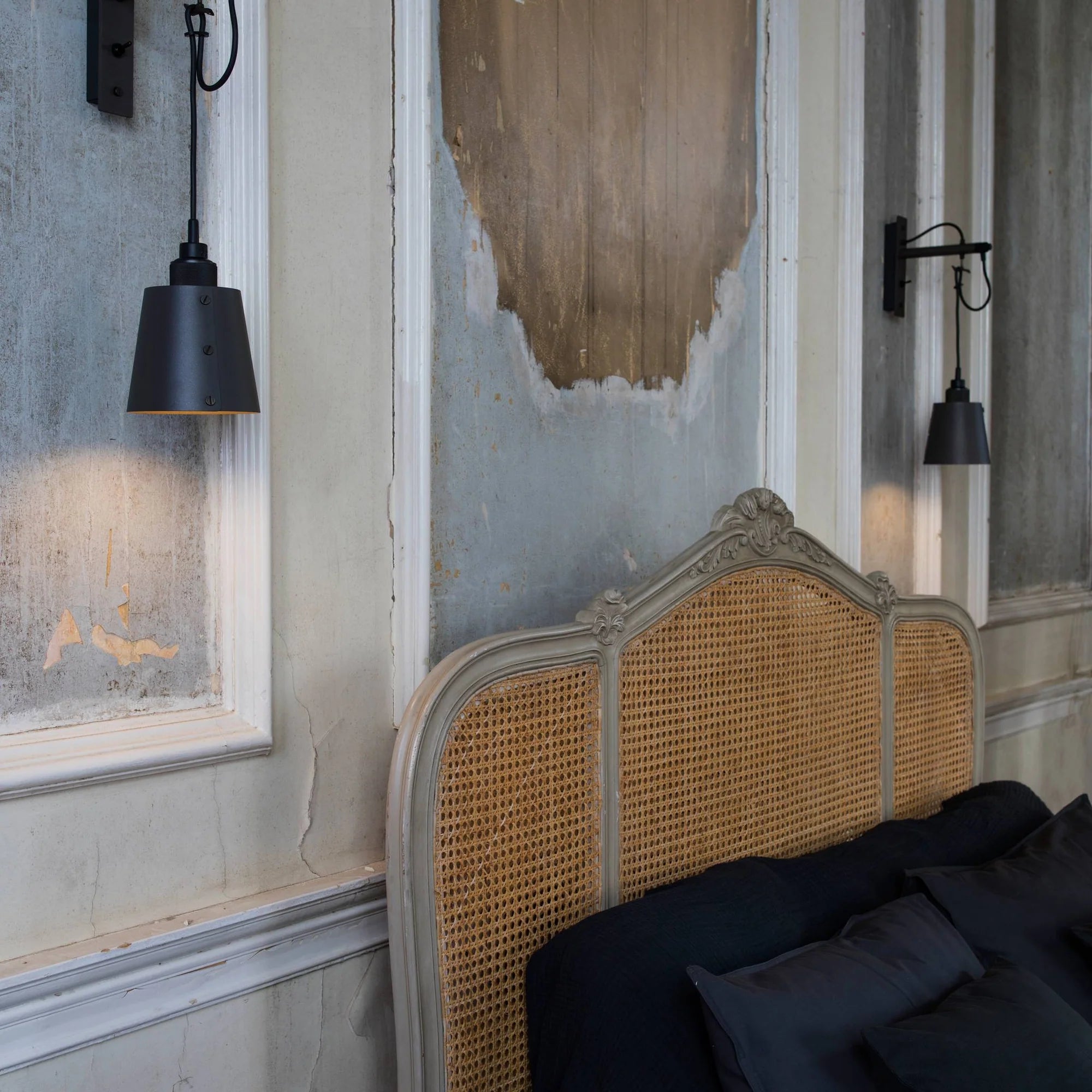 Hooked Wall Light with Shade