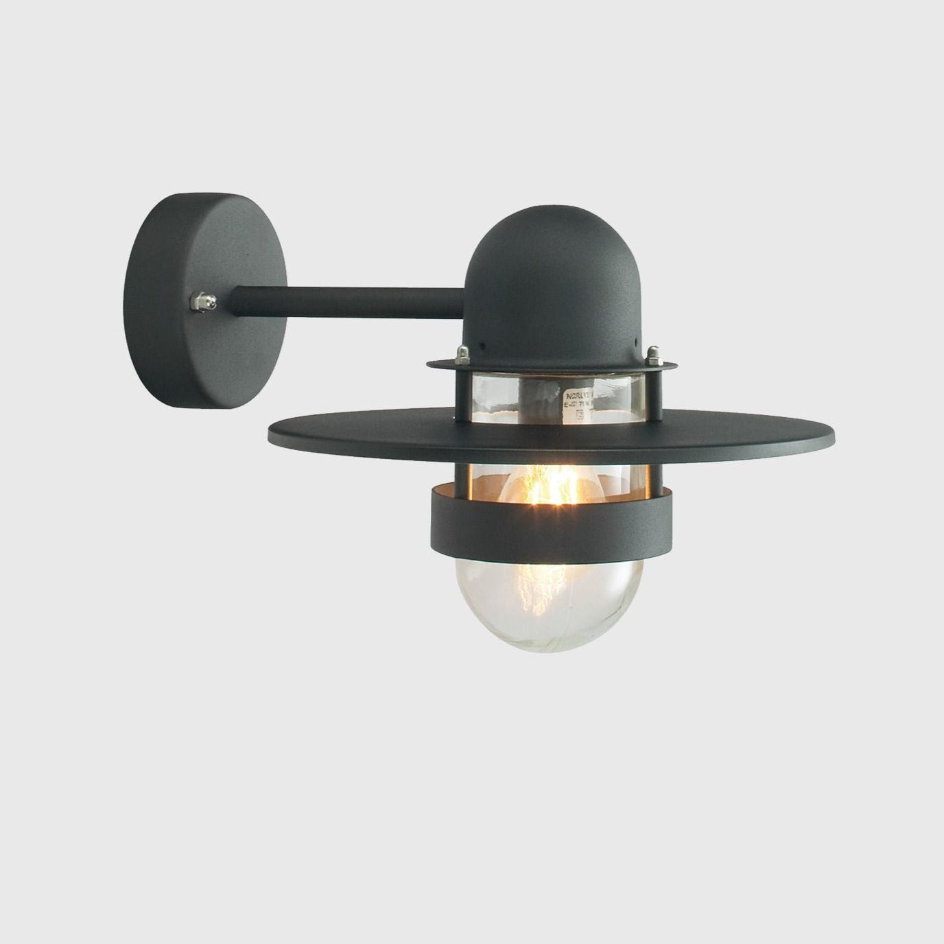 BERGEN WALL LIGHT