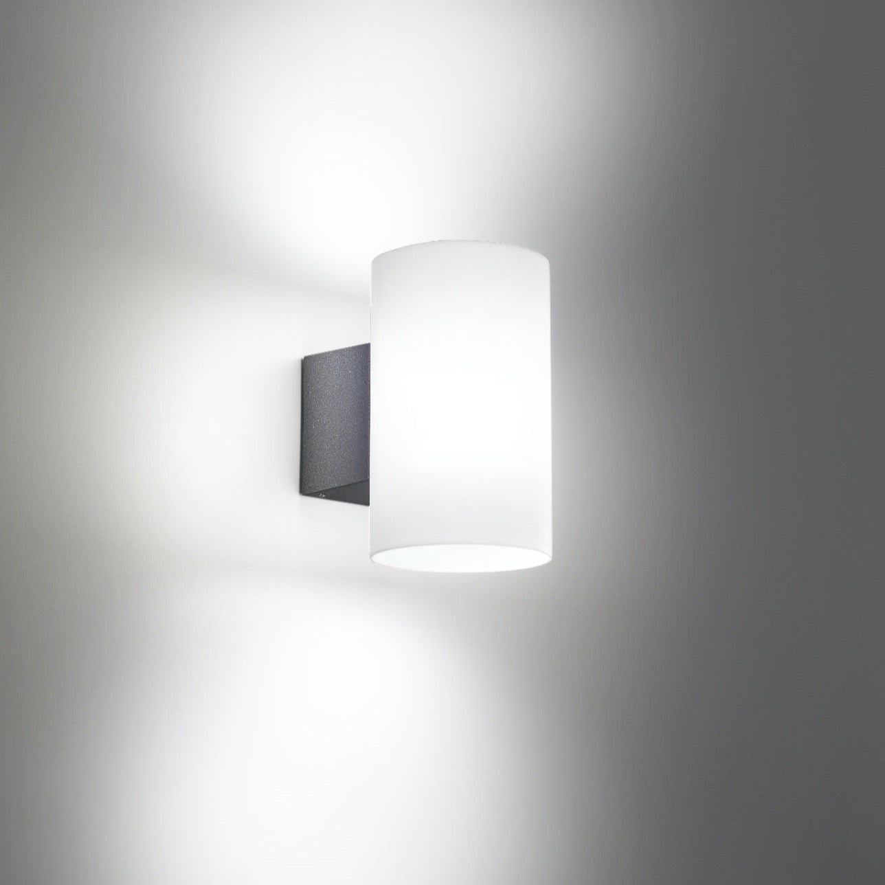 BIANCA WALL LIGHT