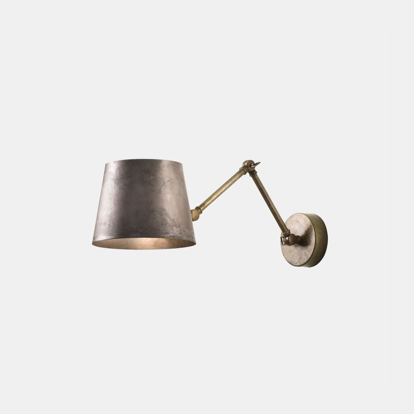 Reporter Wall Light