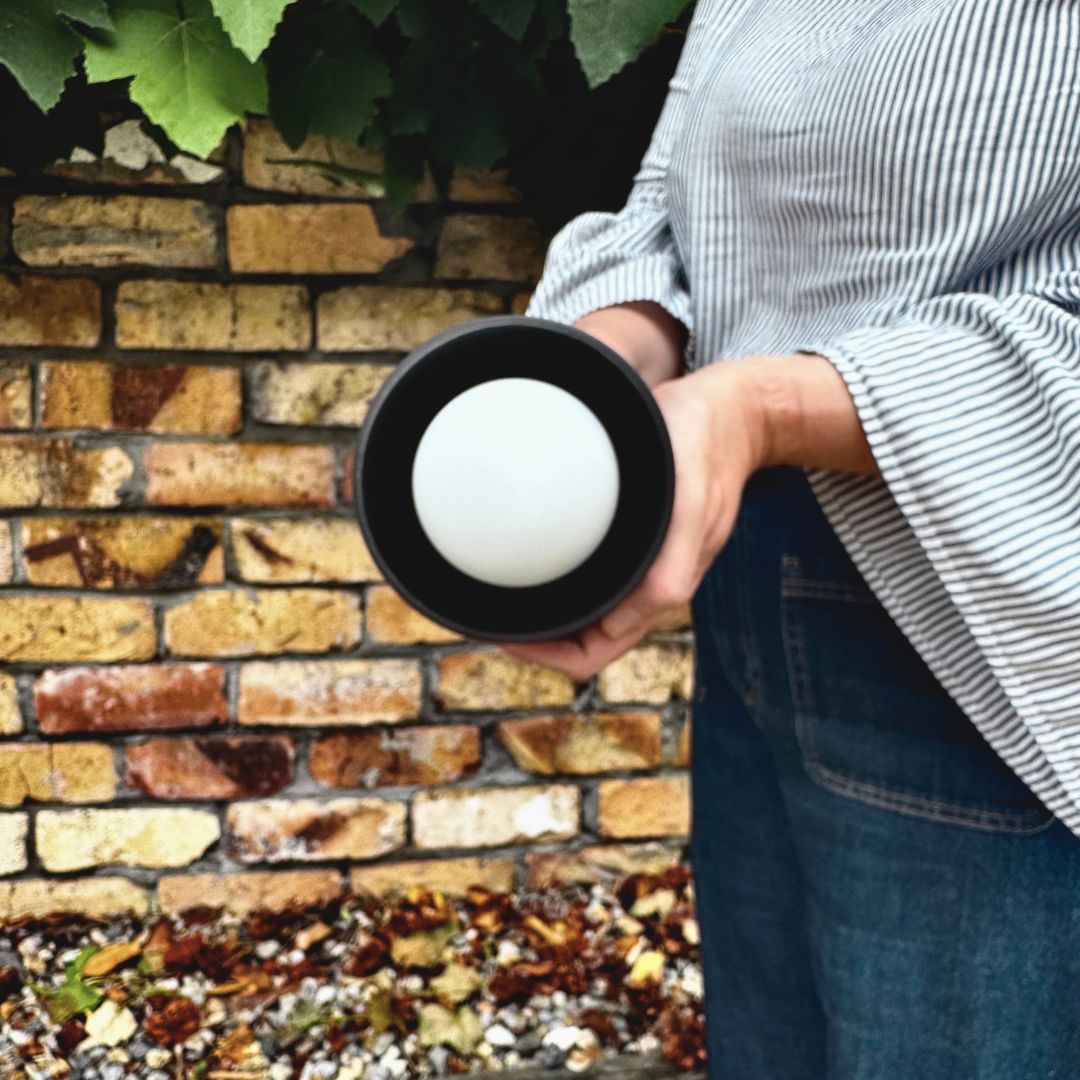 Nero Ceramic Wall Light