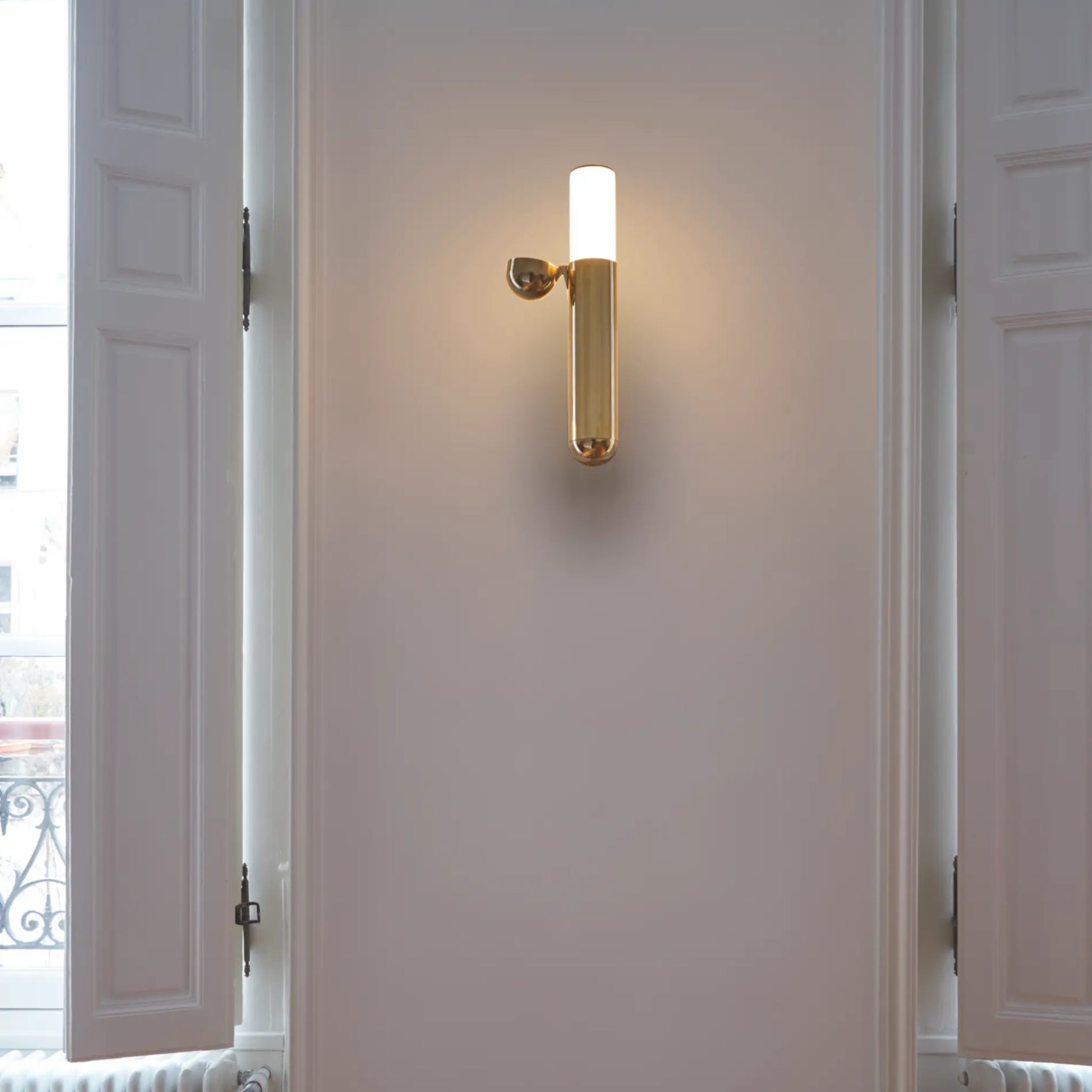 ISP Wall Light