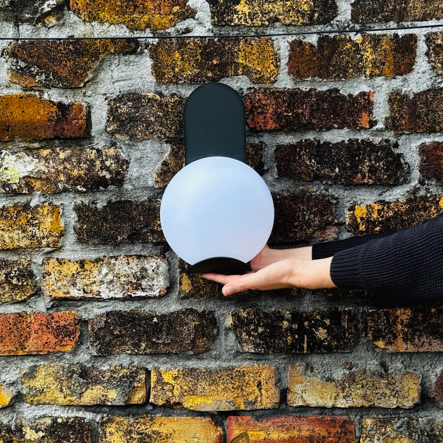 Dalius Wall Light