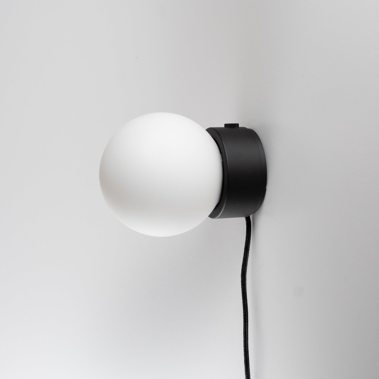 Bebe Wall Light