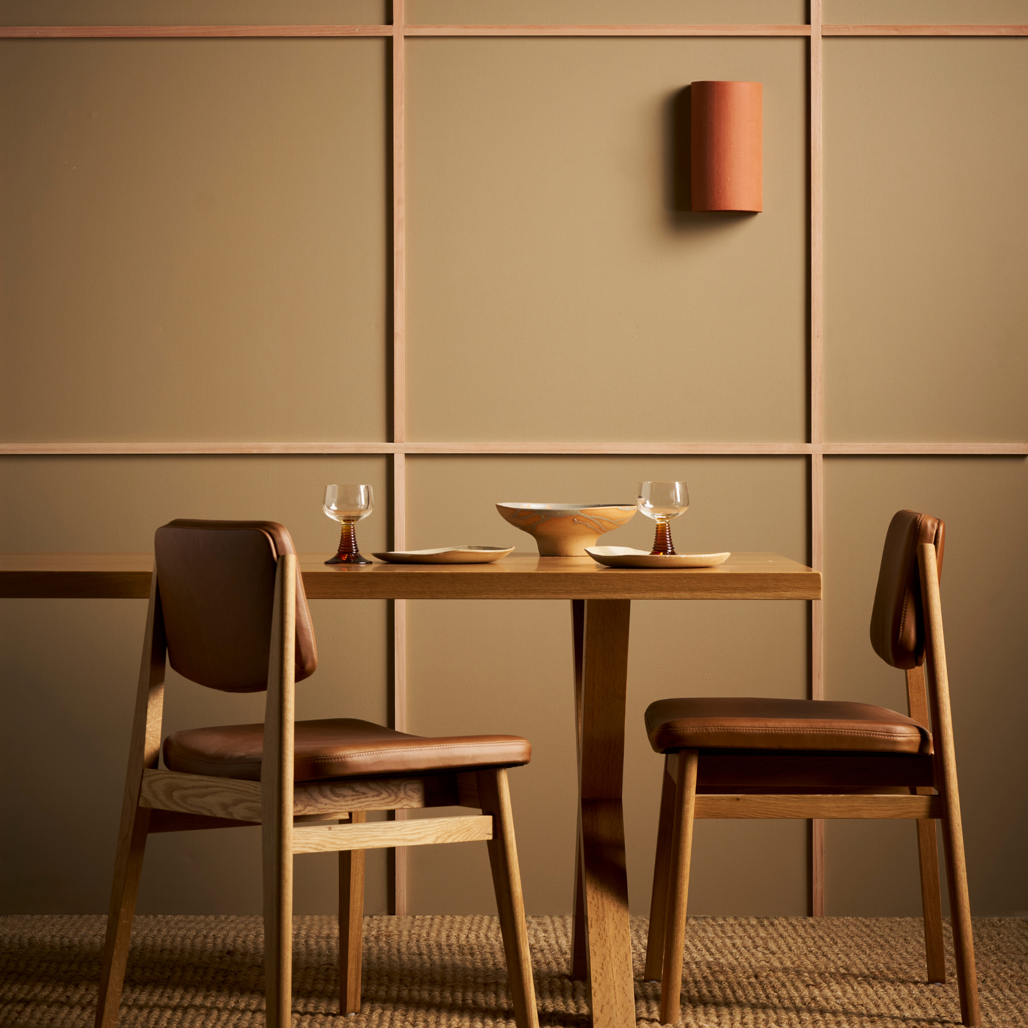 Ceramic Curve Wall Light