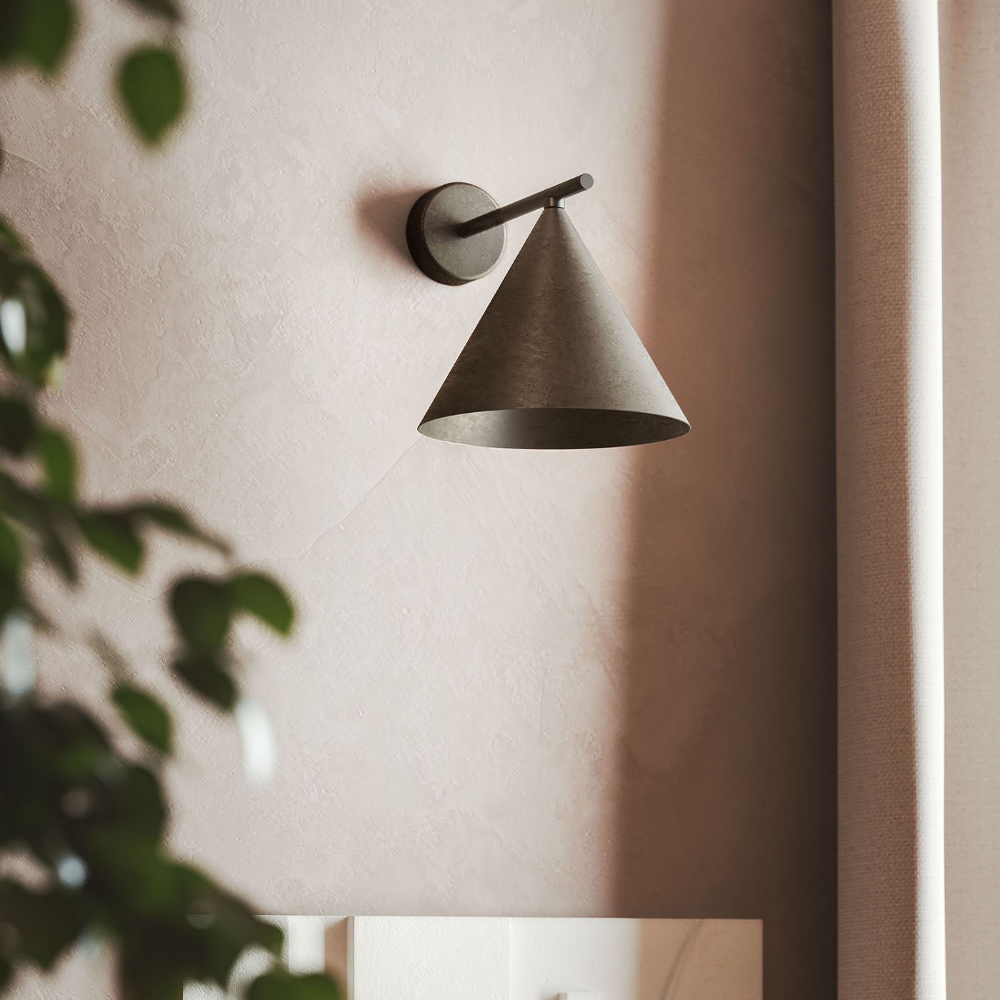 Cone Straight Wall Light