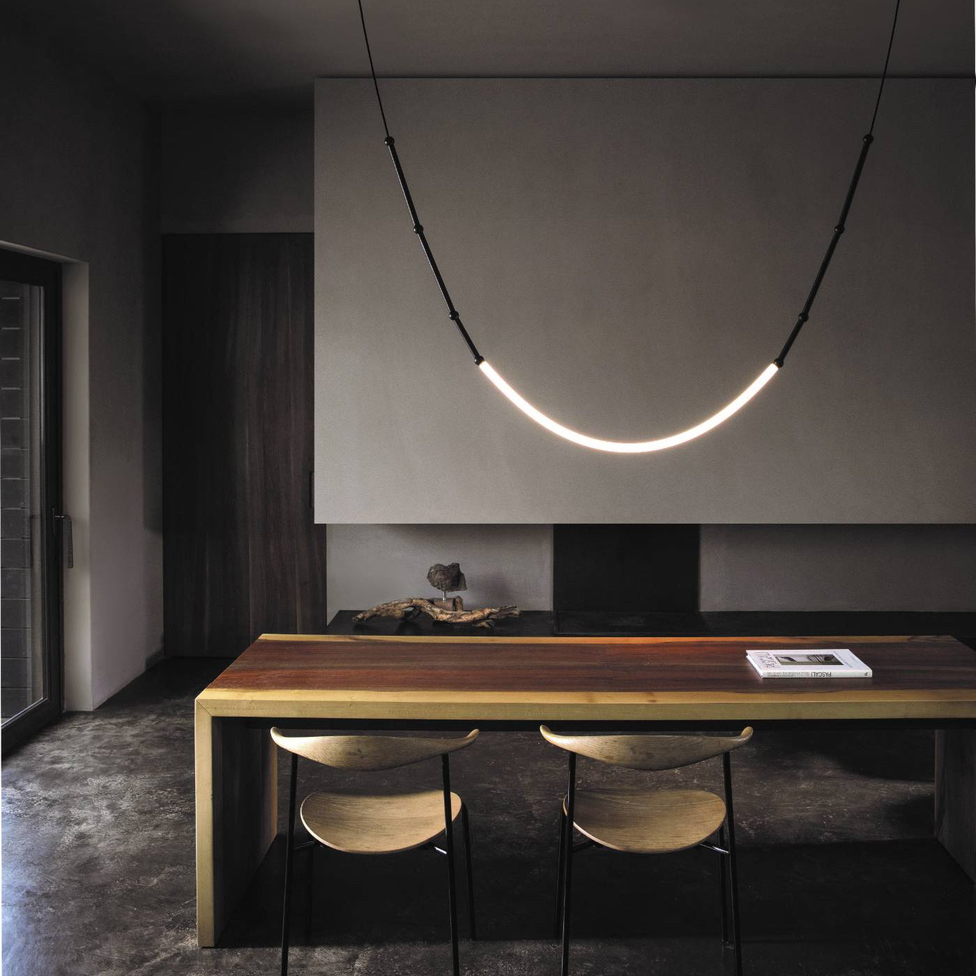 Leda Curve Pendant Light