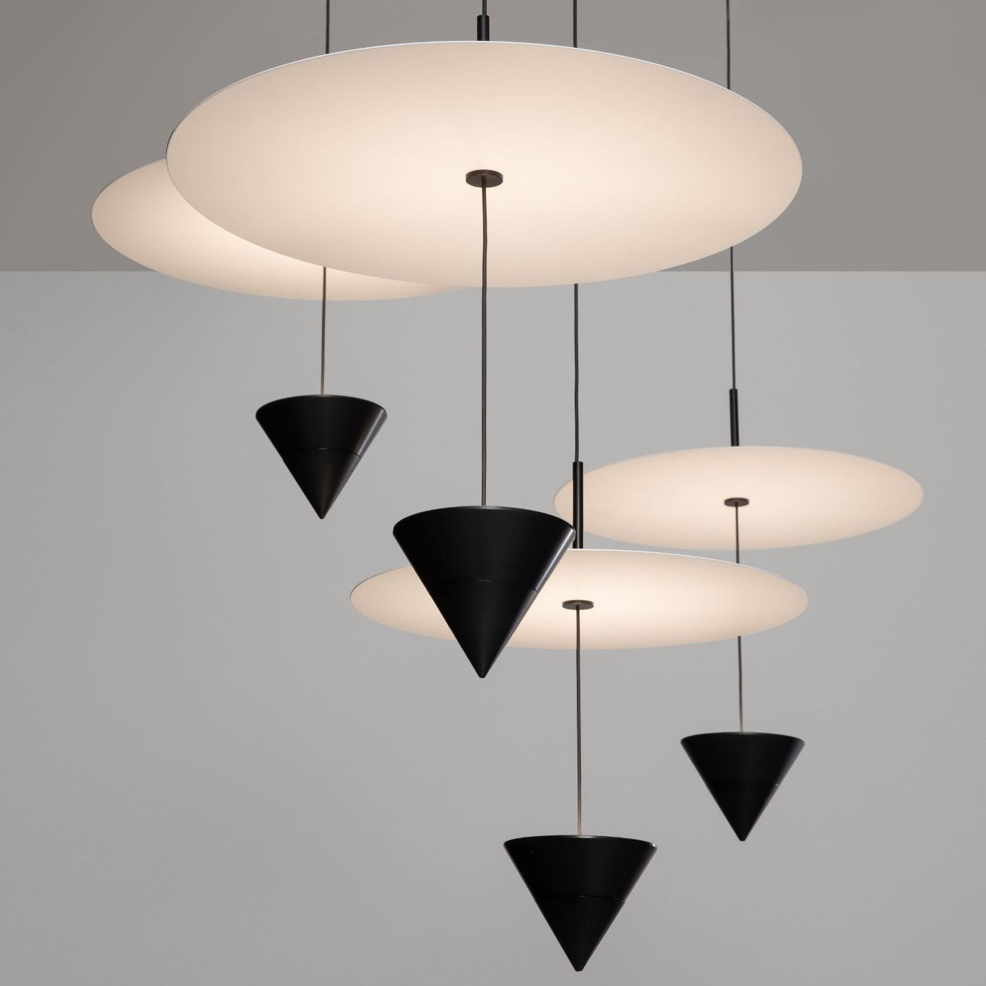 Stralunata Pendant Light