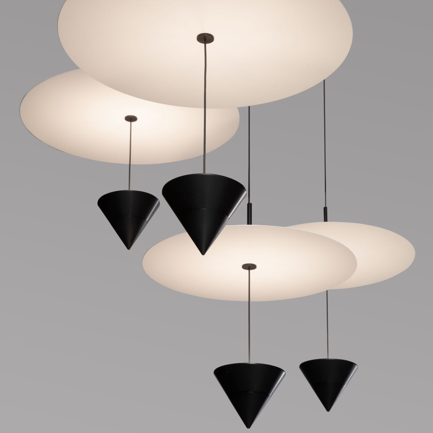 Stralunata Pendant Light